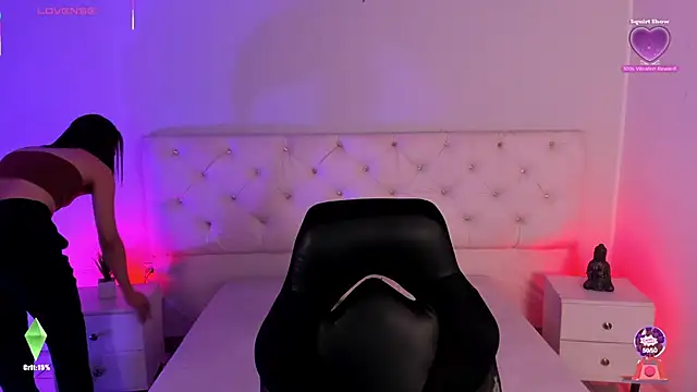 Snapshot of Aron_cruz chatting on 01-16-26, 12:53 Aron cruz online show from 01-16-26, 12:53