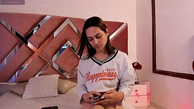 Snapshot of Aron_cruz chatting on 02-26-26, 01:21 Aron cruz online show from 02-26-26, 01:21