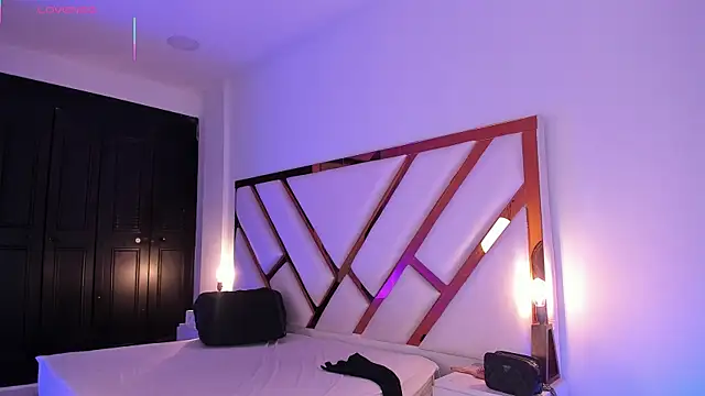 Aron cruz online show from 07-11-26, 01:25