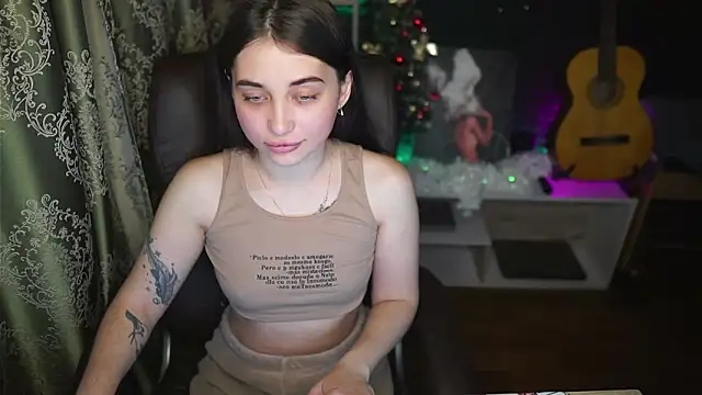 delicatedBailey online show from 12-11-24, 04:28