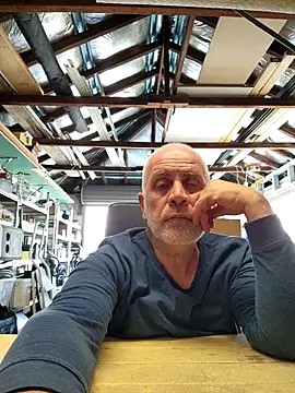 guywifi online show from 09-20-25, 03:18