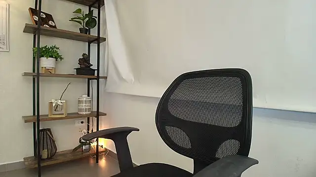 Sassy--Girl online show from 03-13-26, 06:14