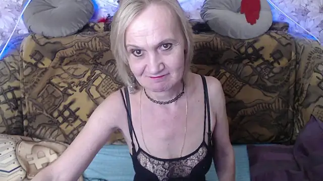 MissBekker online show from 01-08-25, 05:26