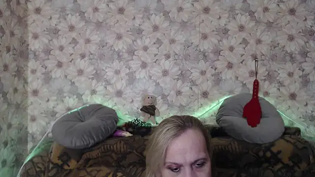 MissBekker online show from 02-24-25, 05:54