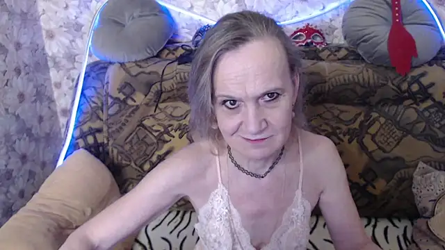 MissBekker online show from 07-06-26, 10:12