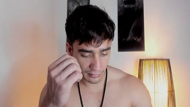 Snapshot of AlexRivera6 chatting on 10-11-25, 01:53 AlexRivera6 online show from 10-11-25, 01:53