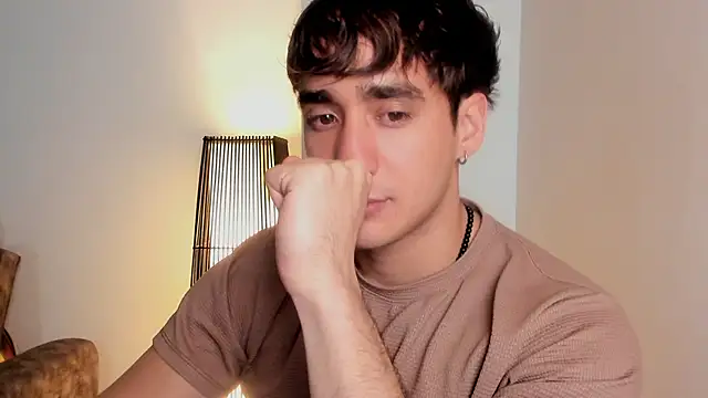 AlexRivera6 online show from 12-04-25, 11:46