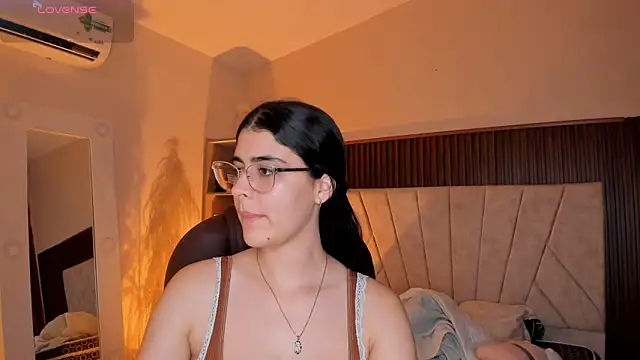  Niah  online show from 02-17-26, 08:48