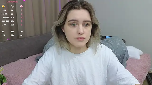 Snapshot of dusyastar chatting on 01-28-25, 11:49 dusyastar online show from 01-28-25, 11:49