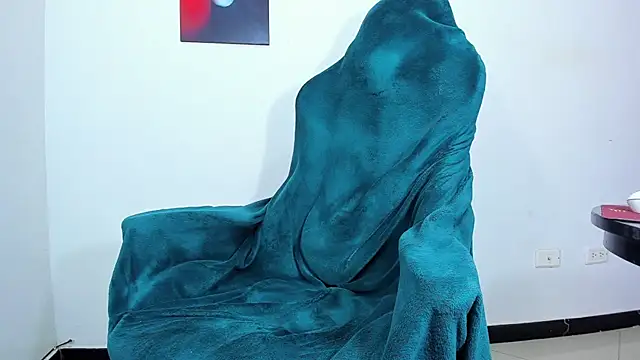 Snapshot of lazzon_bastion chatting on 02-23-25, 08:00 lazzon bastion online show from 02-23-25, 08:00