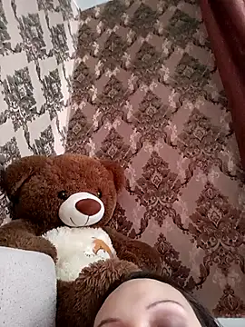 Snapshot of LeilaSaint chatting on 03-13-26, 08:21 LeilaSaint online show from 03-13-26, 08:21