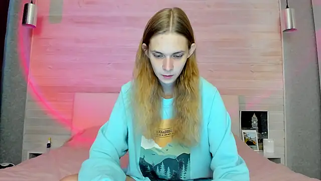 molly hunt  online show from 11-09-25, 04:00