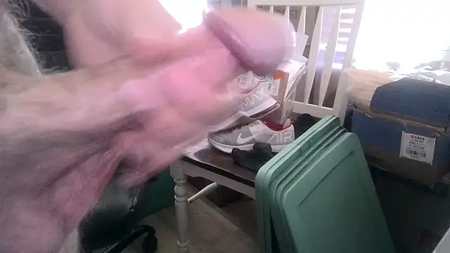 Snapshot of texansn chatting on 09-30-25, 06:57 texansn online show from 09-30-25, 06:57