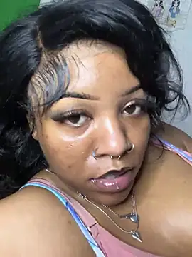 Snapshot of Kayyummy98 chatting on 02-06-25, 10:37 Kayyummy98 online show from 02-06-25, 10:37