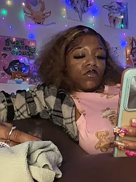 Snapshot of Kayyummy98 chatting on 03-19-25, 11:39 Kayyummy98 online show from 03-19-25, 11:39