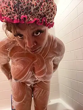 Snapshot of Kayyummy98 chatting on 11-18-25, 05:45 Kayyummy98 online show from 11-18-25, 05:45