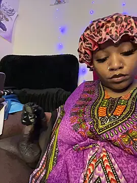 Snapshot of Kayyummy98 chatting on 12-02-25, 12:27 Kayyummy98 online show from 12-02-25, 12:27