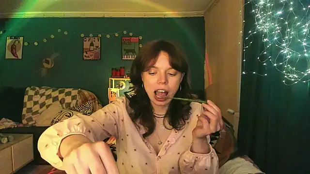 ClancyMorissey online show from 05-10-26, 05:18