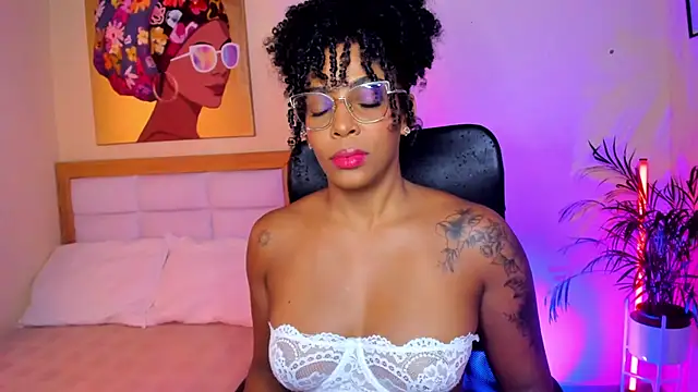 AitanaBrown  online show from 04-29-26, 09:21