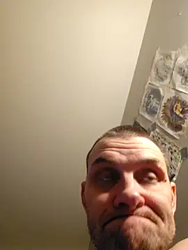 Snapshot of Bigcock666467 chatting on 12-19-25, 03:46 Bigcock666467 online show from 12-19-25, 03:46