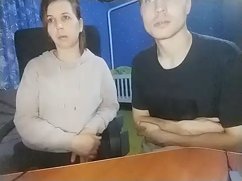 Snapshot of loveis007 chatting on 11-02-25, 09:39 loveis007 online show from 11-02-25, 09:39