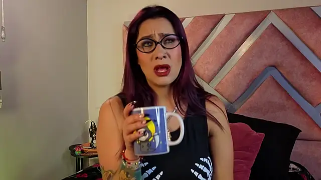  kelly hous36 online show from 11-21-25, 05:11