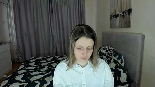 SoniNesti online show from 09-17-25, 03:03