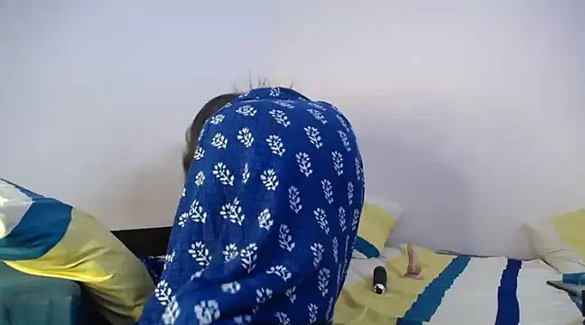 cutee  crazy online show from 12-04-24, 05:44