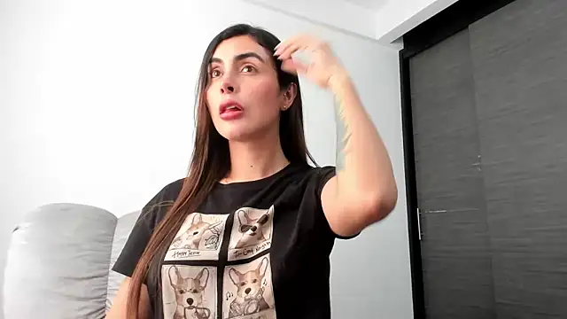 Snapshot of xspecialoomx chatting on 02-23-25, 07:28 xspecialoomx online show from 02-23-25, 07:28