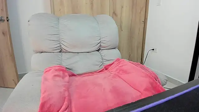 xspecialoomx online show from 04-29-26, 01:26