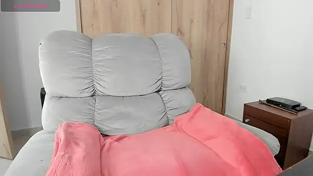 xspecialoomx online show from 08-04-26, 07:38