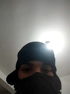 Snapshot of KleberL chatting on 02-21-26, 05:03 KleberL online show from 02-21-26, 05:03