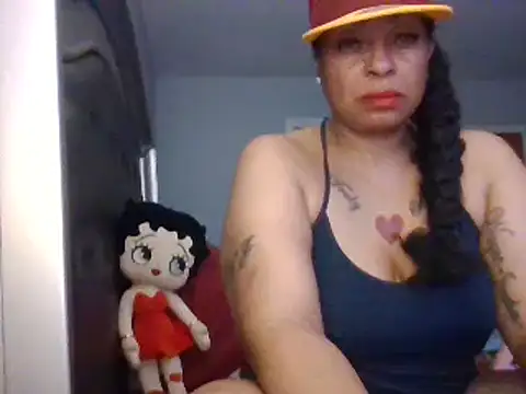 MSweetLindaParks online show from 03-02-25, 10:48