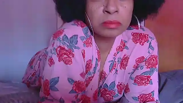 MSweetLindaParks online show from 11-14-25, 04:06