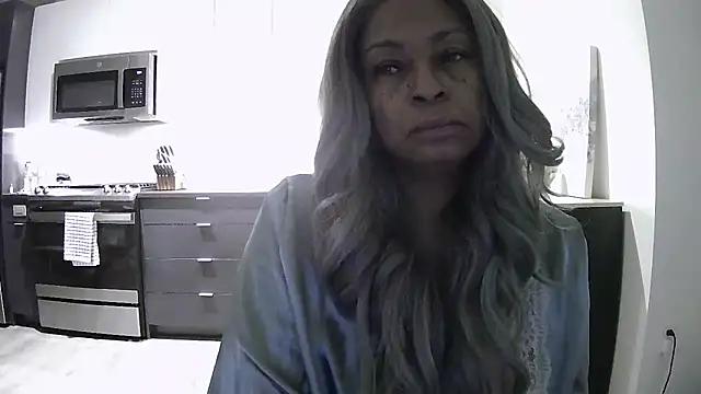 MSweetLindaParks online show from 07-16-26, 01:22