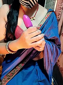 Snapshot of sangeetha4bide chatting on 12-22-25, 06:32 sangeetha4bide online show from 12-22-25, 06:32