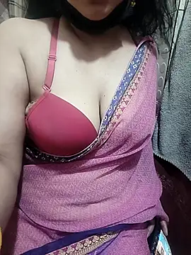 Snapshot of sangeetha4bide chatting on 03-30-26, 05:19 sangeetha4bide online show from 03-30-26, 05:19