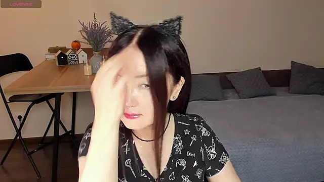 AvroraSakura online show from 10-26-25, 02:34