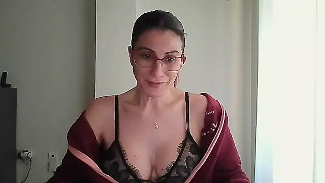 Snapshot of Sanada_hot chatting on 02-07-25, 09:05 Sanada hot online show from 02-07-25, 09:05