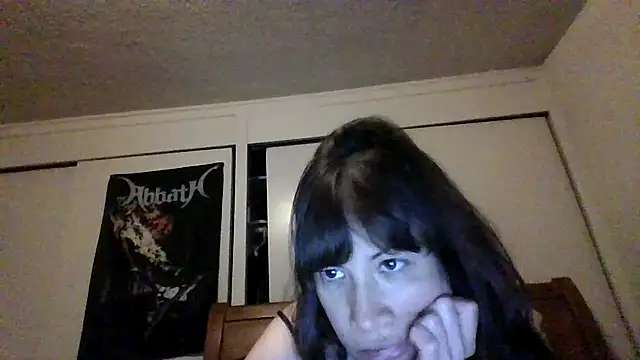 Snapshot of petitedoll29 chatting on 12-08-24, 03:43 petitedoll29 online show from 12-08-24, 03:43