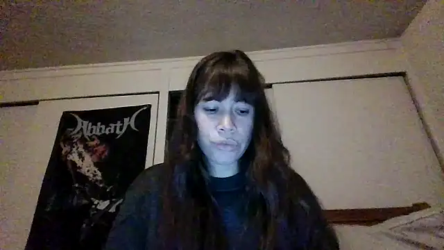 Snapshot of petitedoll29 chatting on 12-15-24, 12:51 petitedoll29 online show from 12-15-24, 12:51