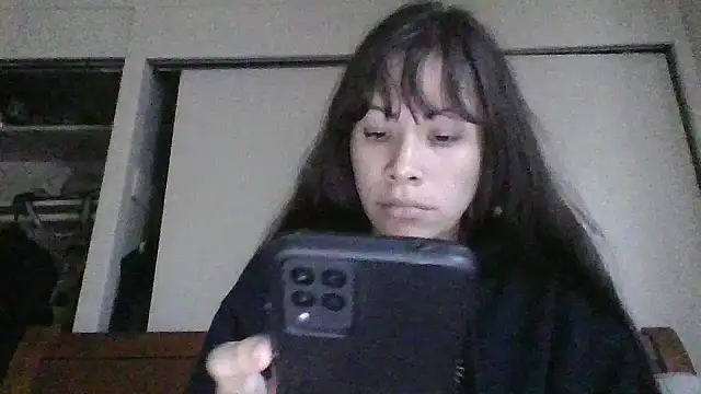 Snapshot of petitedoll29 chatting on 12-18-24, 11:51 petitedoll29 online show from 12-18-24, 11:51