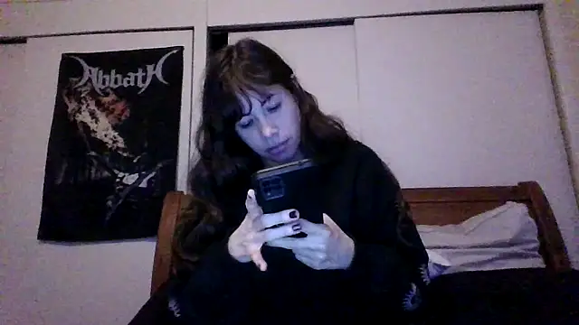 Snapshot of petitedoll29 chatting on 12-28-24, 04:08 petitedoll29 online show from 12-28-24, 04:08