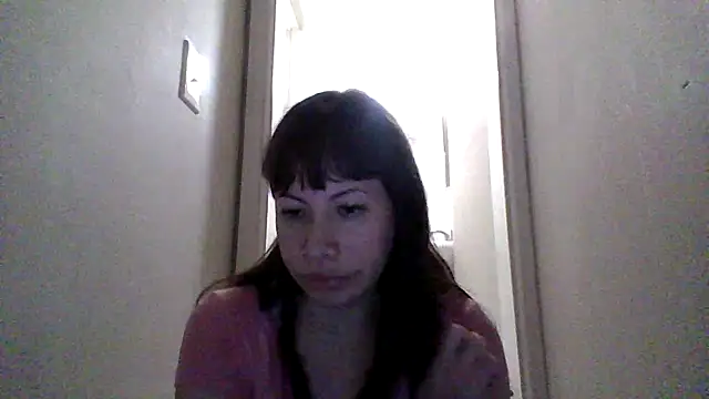 Snapshot of petitedoll29 chatting on 10-28-25, 06:32 petitedoll29 online show from 10-28-25, 06:32