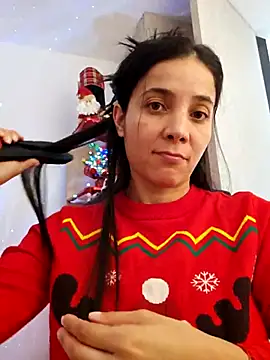 miaeyes online show from 12-24-24, 05:13