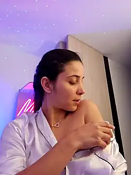 miaeyes online show from 01-18-25, 01:41