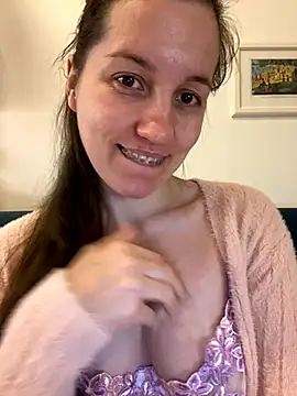 Nicole-Ray online show from 10-24-25, 05:48