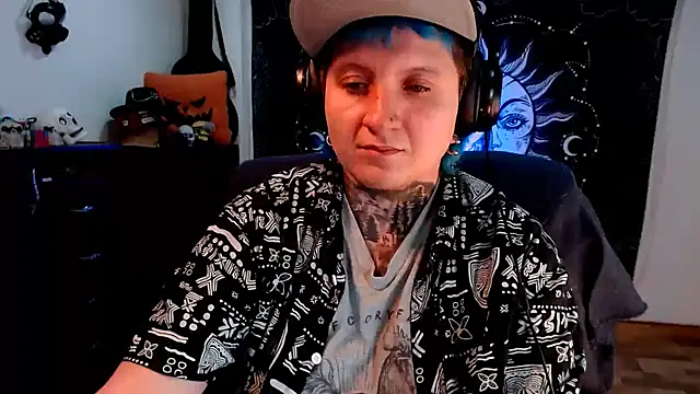 Marieblueeyes online show from 02-04-25, 11:16