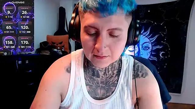 Marieblueeyes online show from 02-08-25, 04:36