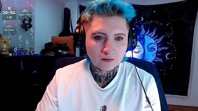 Marieblueeyes online show from 02-11-25, 12:38